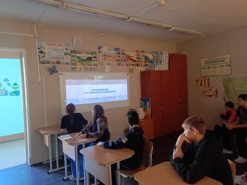 Bezopasnoe povedenie lyudej na vodnyh obektah v zimnij period