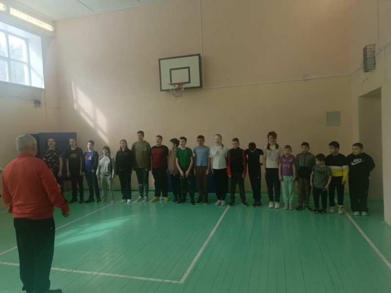 Den fizicheskoj trenirovki na kosmicheskom korable 6