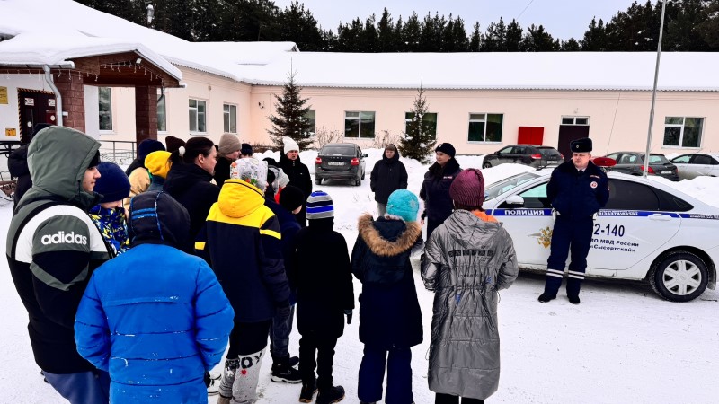 V gosti k shkolnikam s sirenoj i pravilami 3