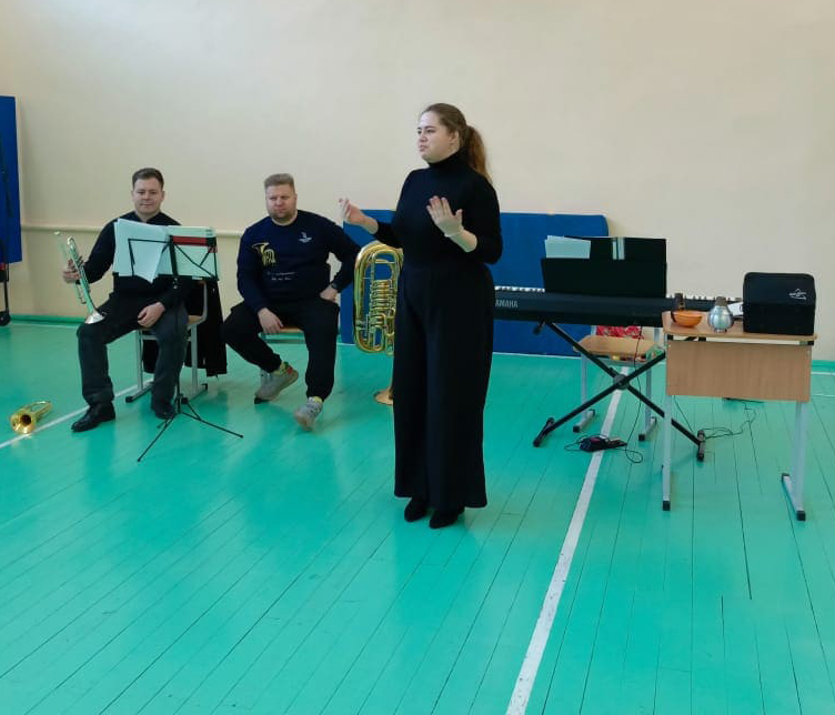 Znakomstvo_s_mednymi_duhovymi_instrumentami.jpg