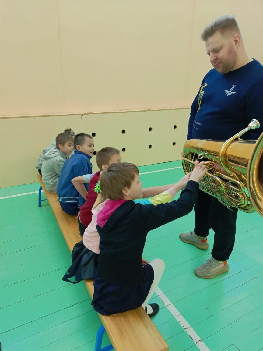 Znakomstvo_s_mednymi_duhovymi_instrumentami_3.jpg