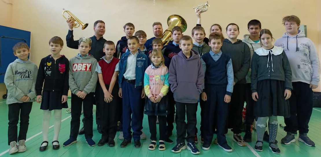 Znakomstvo s mednymi duhovymi instrumentami 4